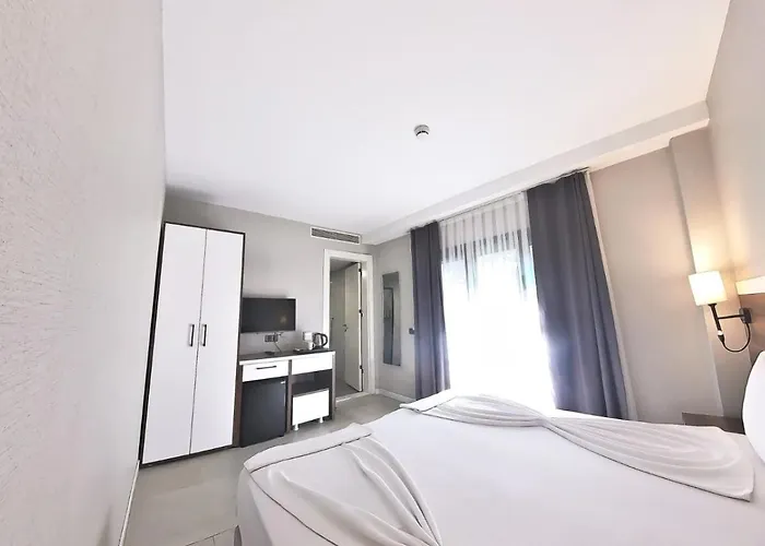 Lulubay Rooms&suites *