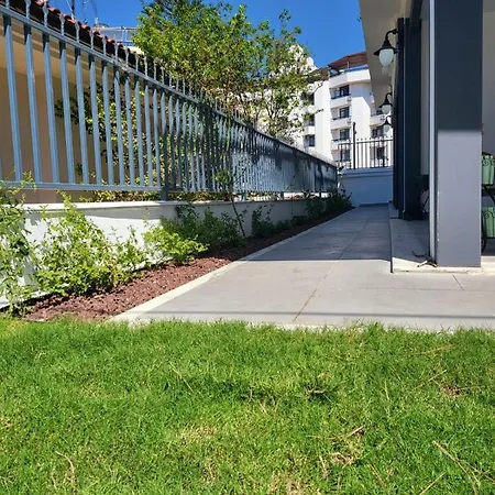 Lulubay & 호텔 쿠사다시